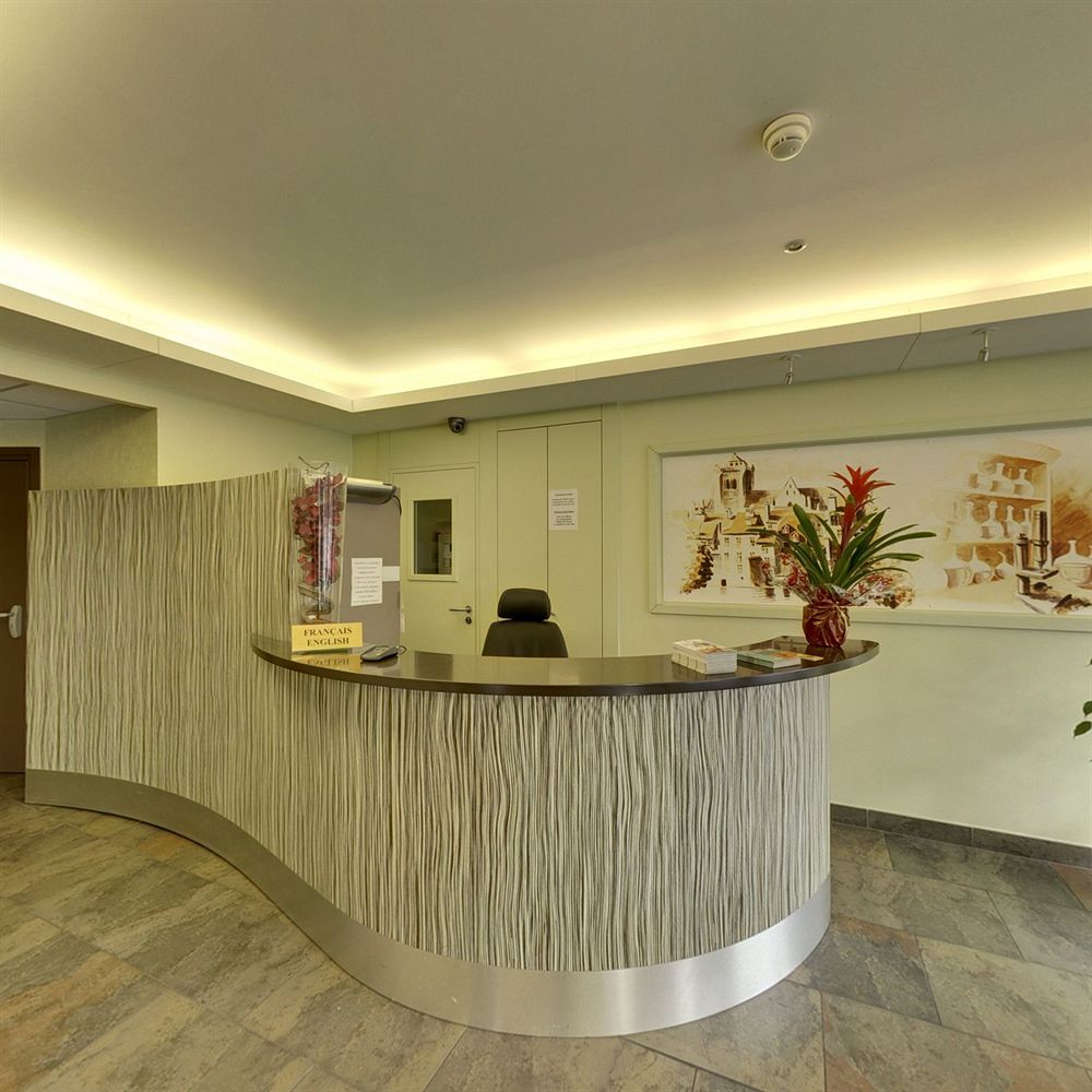 Hotel De La Cloche Dole Dış mekan fotoğraf